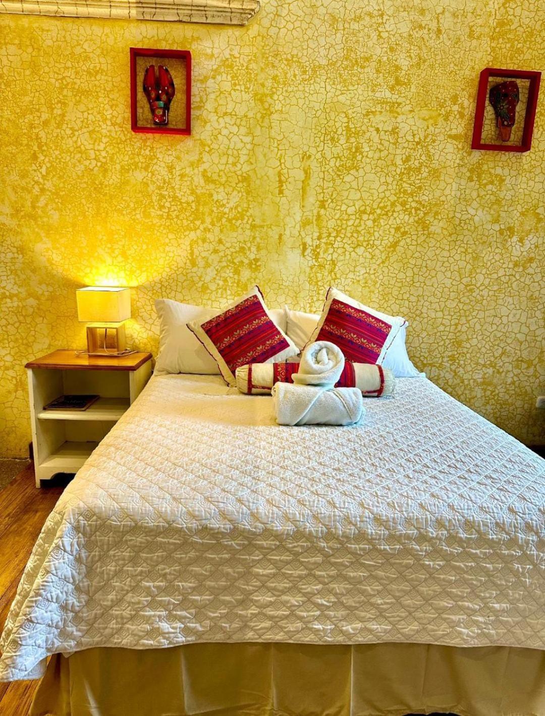 Casa Mia Hotel Antigua Luaran gambar