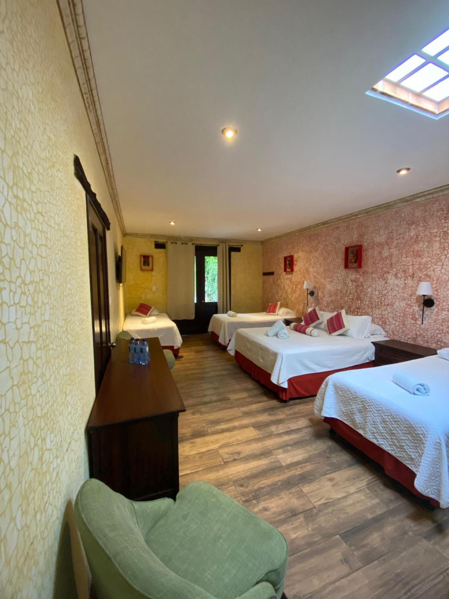 Casa Mia Hotel Antigua Luaran gambar
